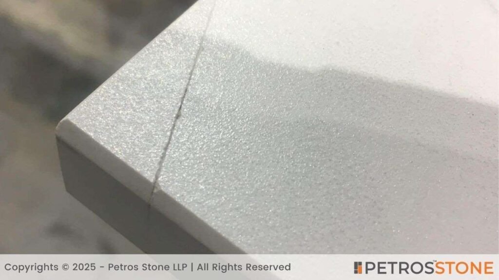Resistance to Cracks and Chips of Mitred Edge